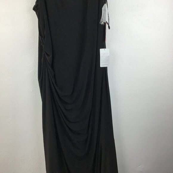 Vince Camuto Plus Size Embellished Gown Black 20W - Picture 12 of 14